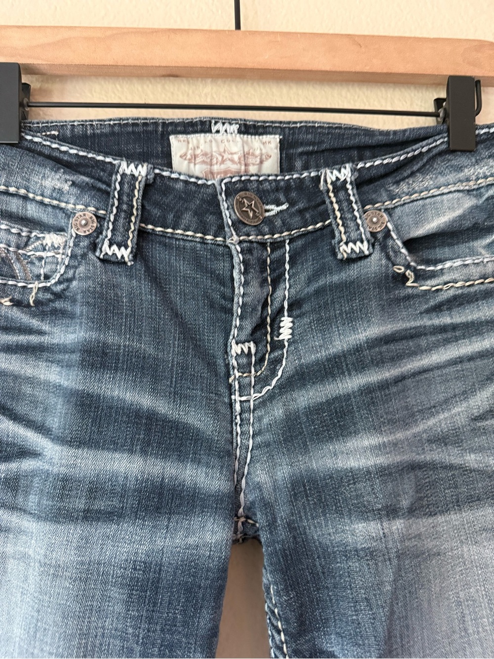 Big Star Women's Flare Jeans in Faded Blue Wash - Picture 2 of 8